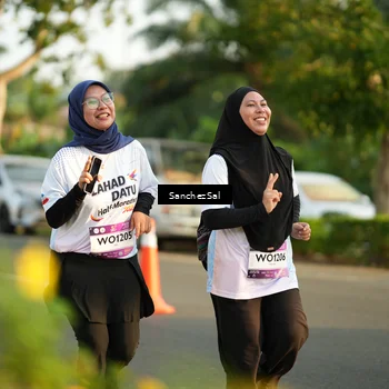 Runner Photo 7713302