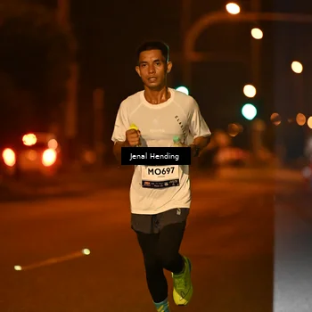 Runner Photo 7713312