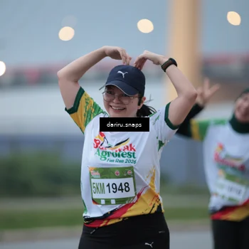 Runner Photo 7713332
