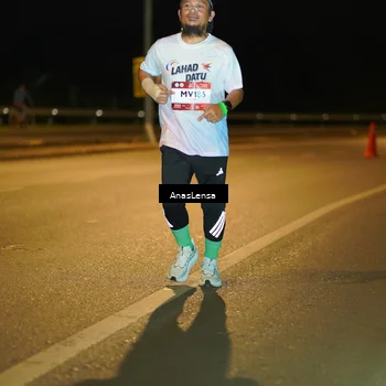 Runner Photo 7713333