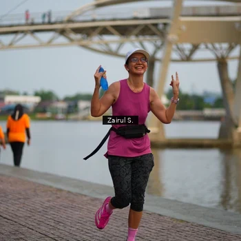 Runner Photo 7713338