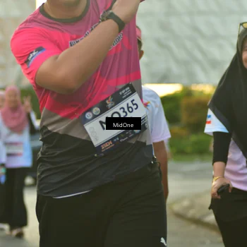 Runner Photo 7713340