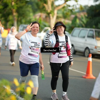 Runner Photo 7713343