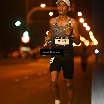 Runner Photo 7713350