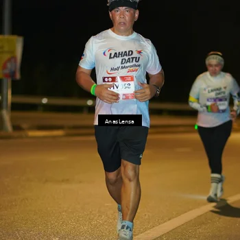 Runner Photo 7713356