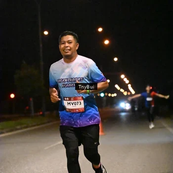 Runner Photo 7713374