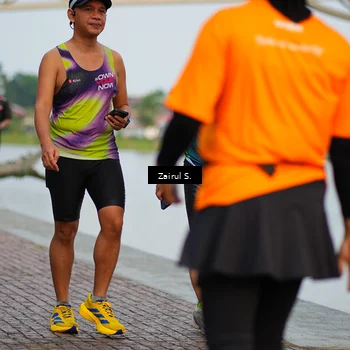 Runner Photo 7713381