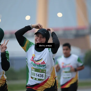 Runner Photo 7713388
