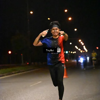 Runner Photo 7713397