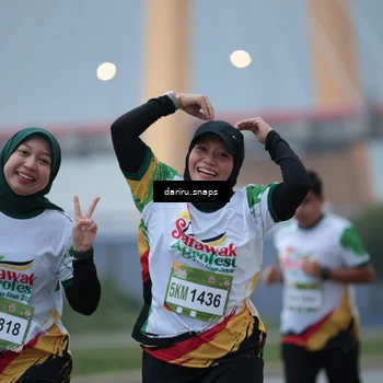 Runner Photo 7713398