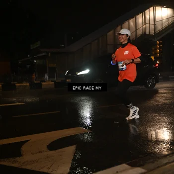 Runner Photo 7713407