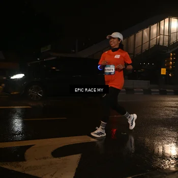Runner Photo 7713408