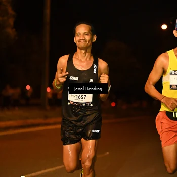 Runner Photo 7713433
