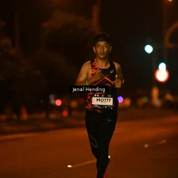 Runner Photo 7713454