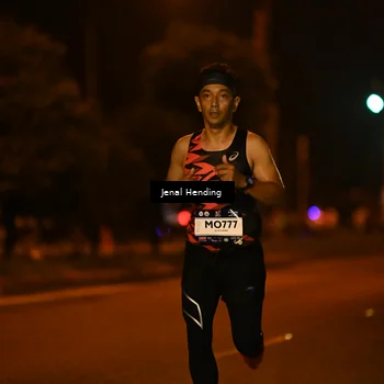 Runner Photo 7713476