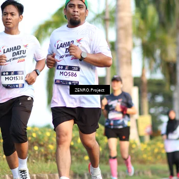 Runner Photo 7713482