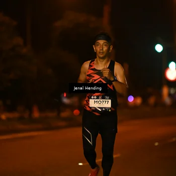 Runner Photo 7713483