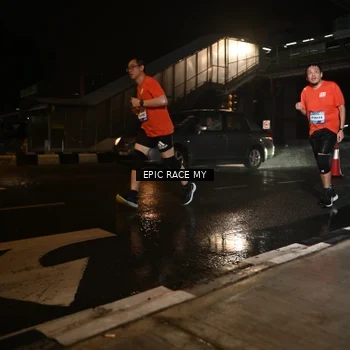 Runner Photo 7713505