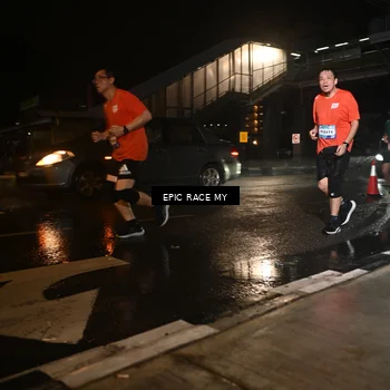 Runner Photo 7713525
