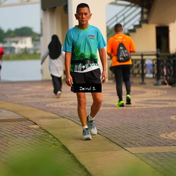 Runner Photo 7713541
