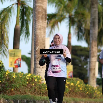 Runner Photo 7713554