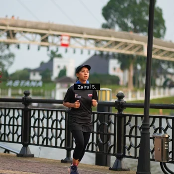 Runner Photo 7713569