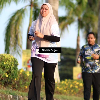 Runner Photo 7713572