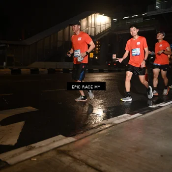Runner Photo 7713580