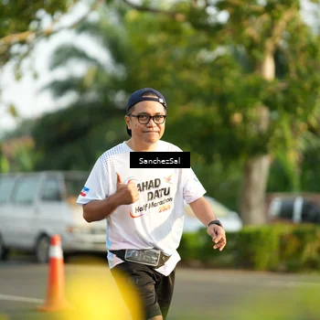Runner Photo 7713582