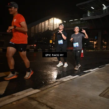 Runner Photo 7713588