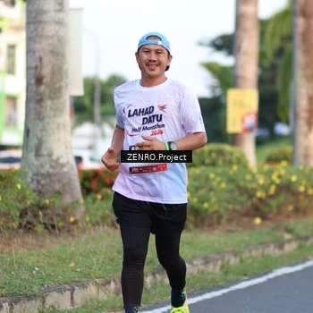 Runner Photo 7713589