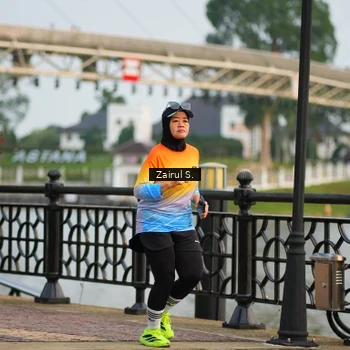Runner Photo 7713591