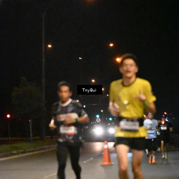 Runner Photo 7713600