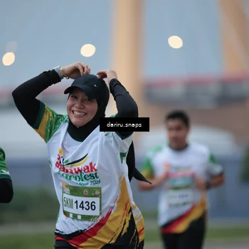 Runner Photo 7713643