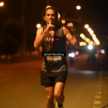 Runner Photo 7713644