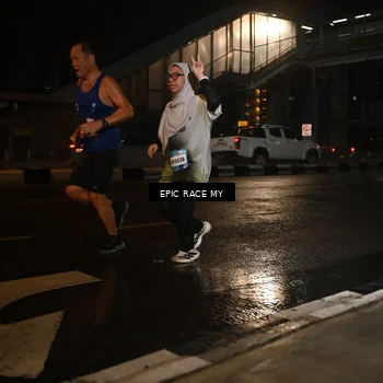 Runner Photo 7713647