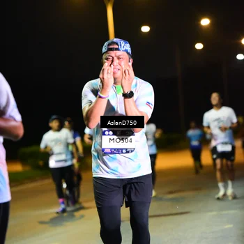 Runner Photo 7713651