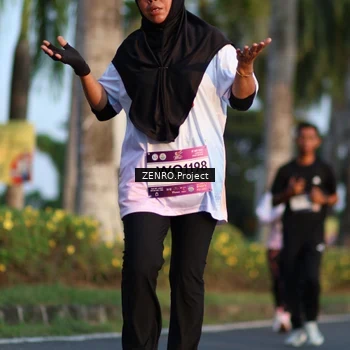 Runner Photo 7713659