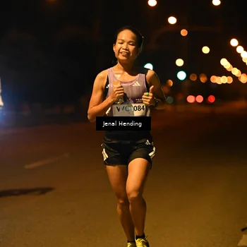 Runner Photo 7713684