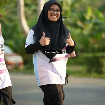 Runner Photo 7713687