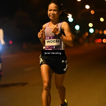 Runner Photo 7713691