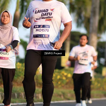 Runner Photo 7713701