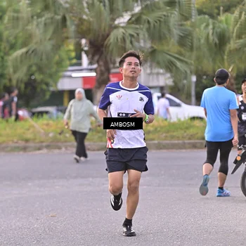 Runner Photo 7713703
