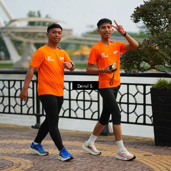Runner Photo 7713709