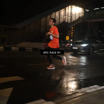 Runner Photo 7713718