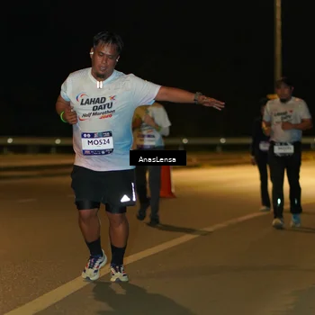 Runner Photo 7713726