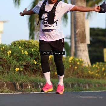 Runner Photo 7713746