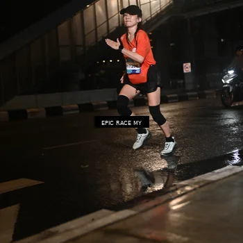 Runner Photo 7713755