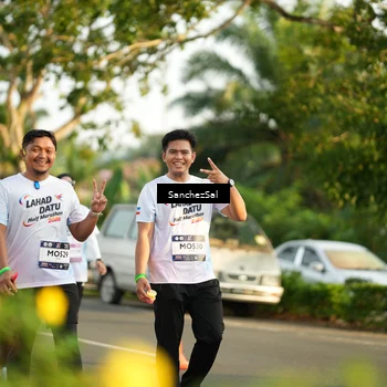 Runner Photo 7713763