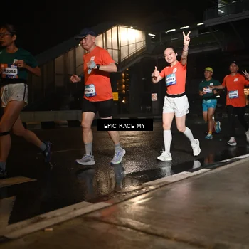 Runner Photo 7713788